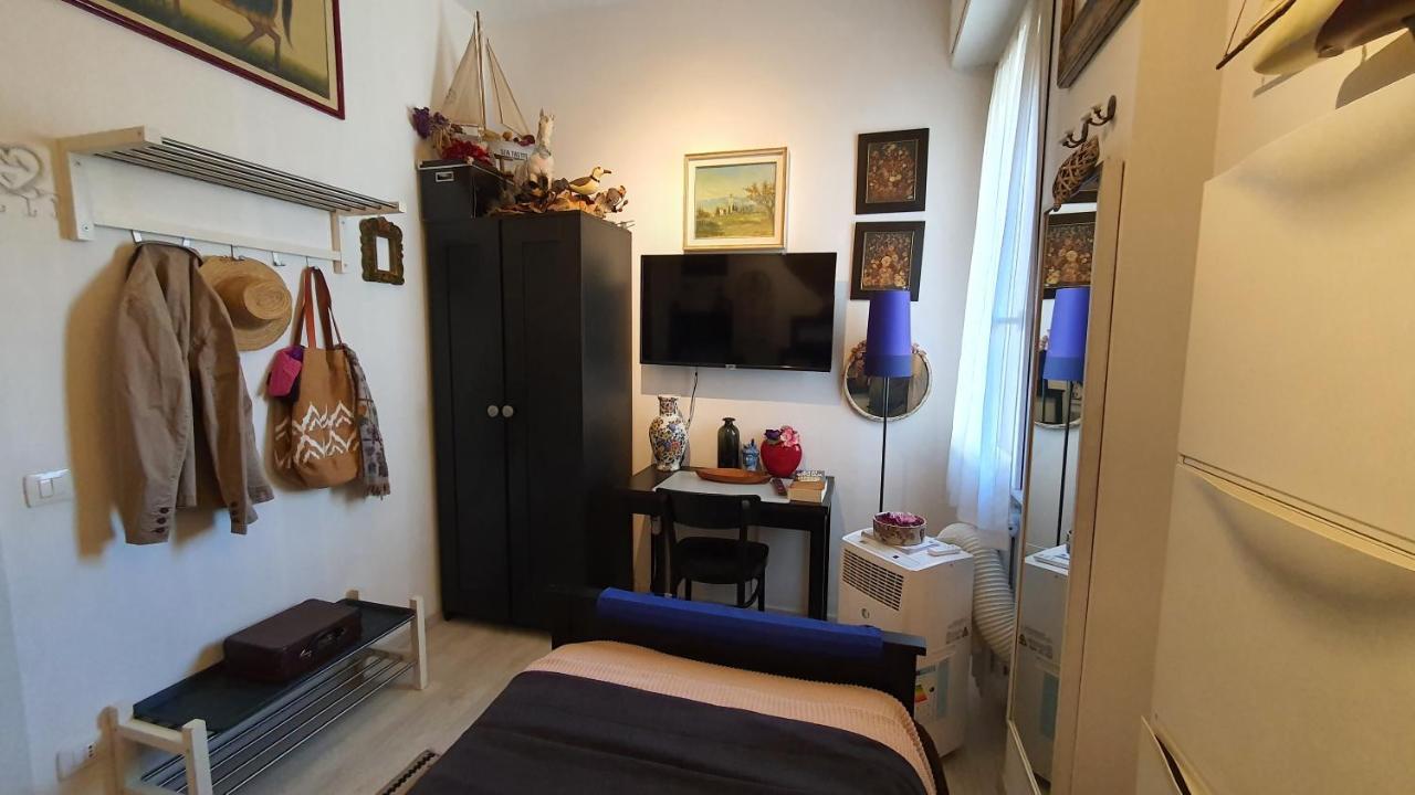 In House.. Guest house *