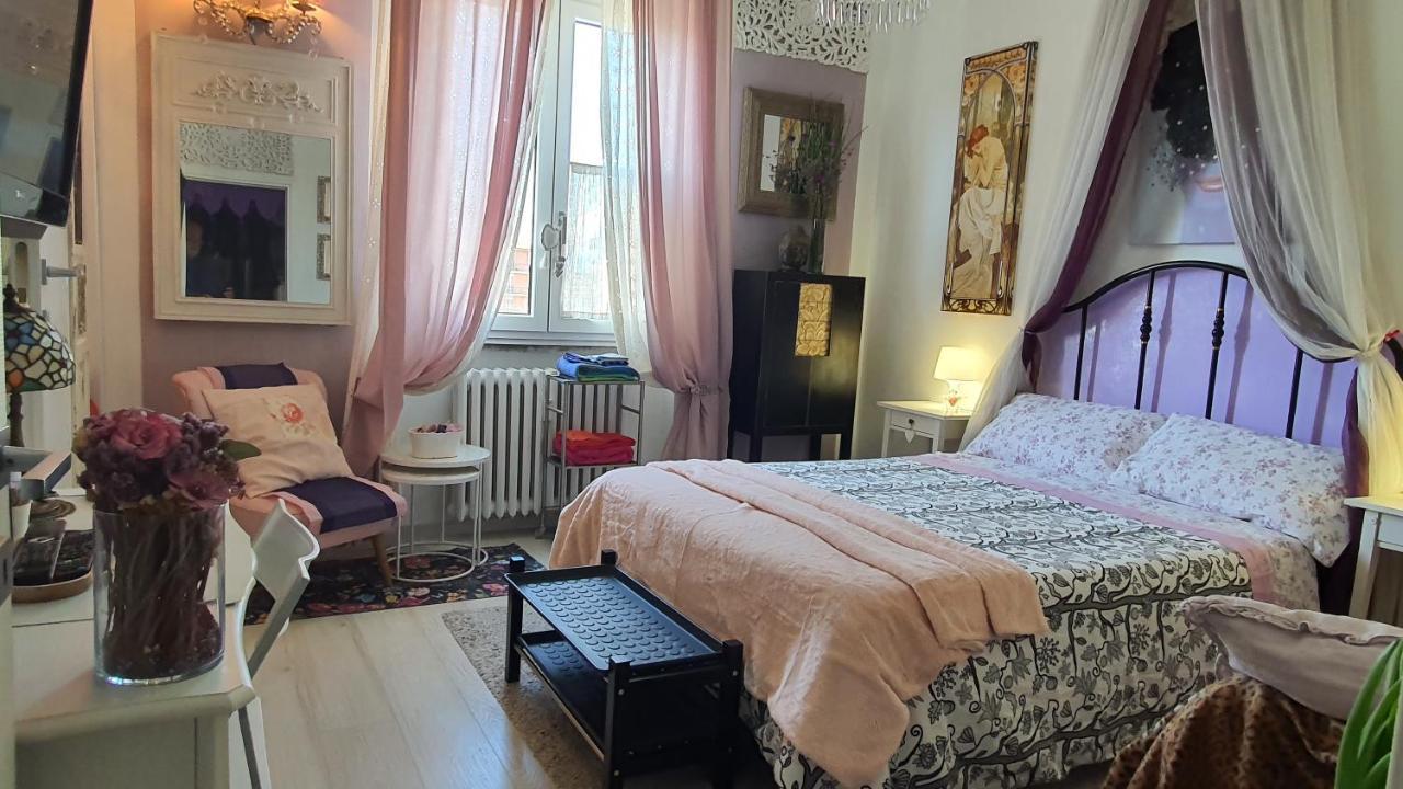 Guest house In House.. *